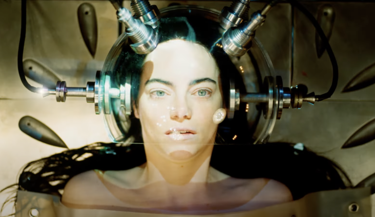 Fin des pauvres choses : pourquoi Bella n&rsquo;a-t-elle pas choisi Dieu ?