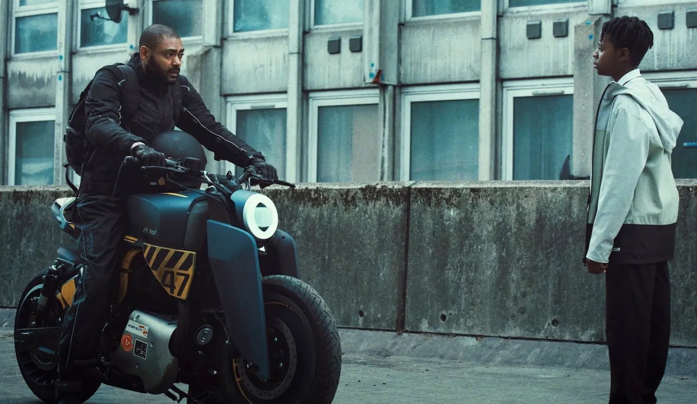 Izi in Daniel Kaluuya The Kitchen Movie