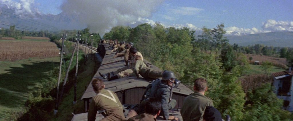 Colonel Von Ryan est un film de guerre de 1965 réalisé par Mark Robson, voici l'intrigue, le casting et les curiosités du film mettant en vedette Frank Sinatra et Raffaella Carrà.