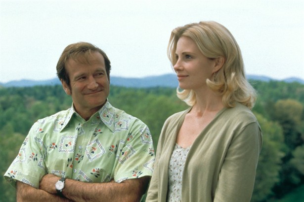 Patch Adams est un film biographique et dramatique de 1998, voici l'intrigue, le casting et les curiosités du film avec Robin Williams, Monica Potter et Philip Seymour Hoffman.