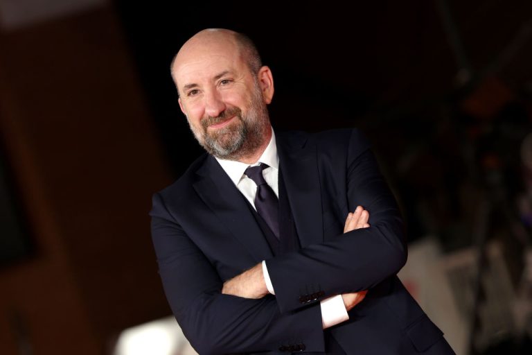 Un monde à part : intrigue, casting et curiosités sur le film avec Antonio Albanese et Virginia Raffaele