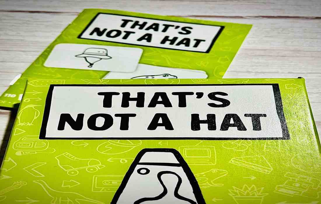 Ce n'est pas une culture pop du chapeau : la revue du jeu de cartes