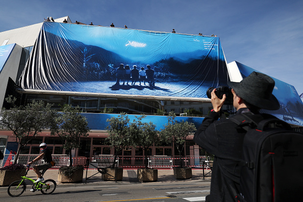 De Paolo Sorrentino à Valeria Golino, en passant par Roberto Minervini. Le calendrier des films italiens au Festival de Cannes 2024.