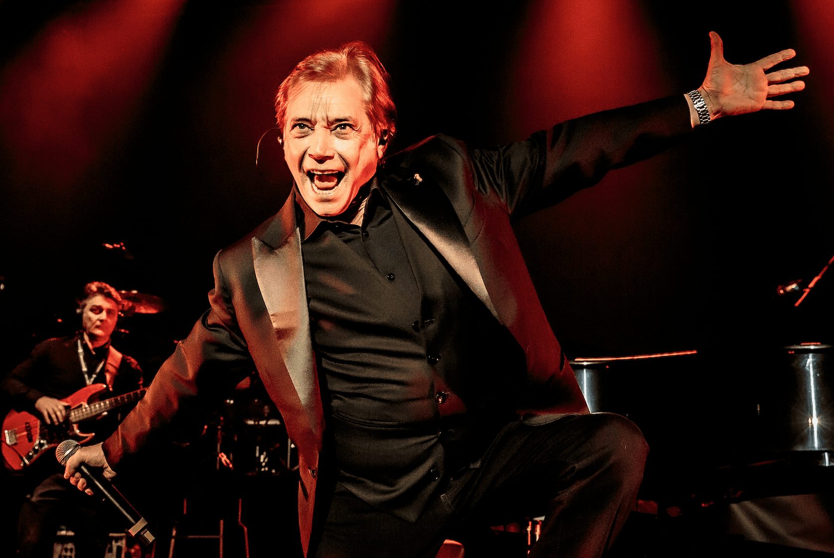 Salut Maschio, Nino D'Angelo invité du dernier épisode