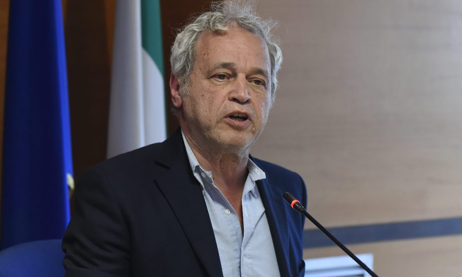 Mentana replica in diretta a Lilli Gruber: «Se l’azienda tace traggo le conclusioni»