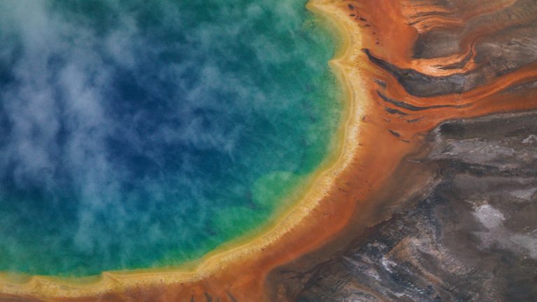 Link Tank : Le super volcan de Yellowstone occupe le devant de la scène dans les parcs nationaux : clip exclusif aux États-Unis