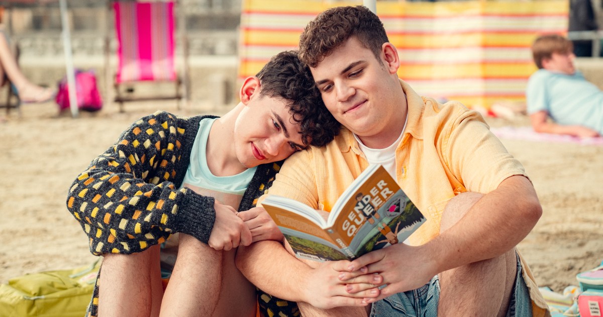 Chaque livre qu'Isaac lit dans Heartstopper Saison 3