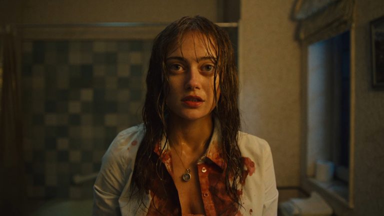 Ella Purnell met à profit l&rsquo;expérience Bloody Fallout dans Sweetpea