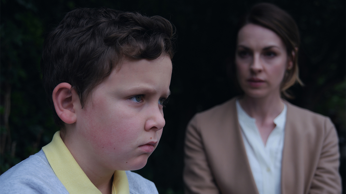 The Devil's Hour Saison 2 : Isaac expliqué – La fin, la montre et la série Ses pouvoirs