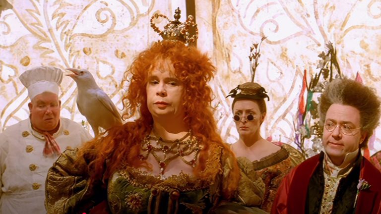 Gormenghast de la BBC ne devrait pas être considéré comme un échec, mais pour son ambition délirante