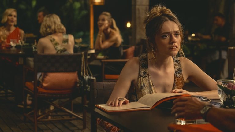 Le plus grand méchant du Lotus blanc fait un retour surprise dans la saison 3