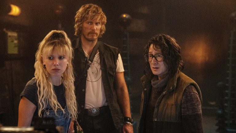 Electric State Review: The Russo Brothers Sci-Fi Adventure est une ampoule morte