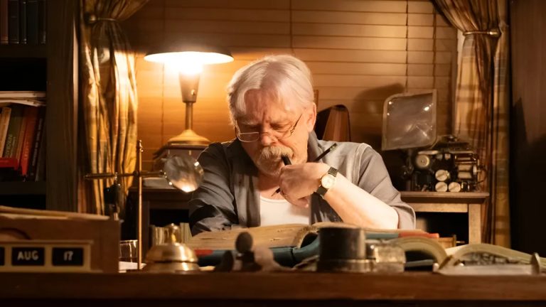 La vie de Chuck: Mark Hamill et Karen Gillan se souviennent des histoires de la passerelle Stephen King