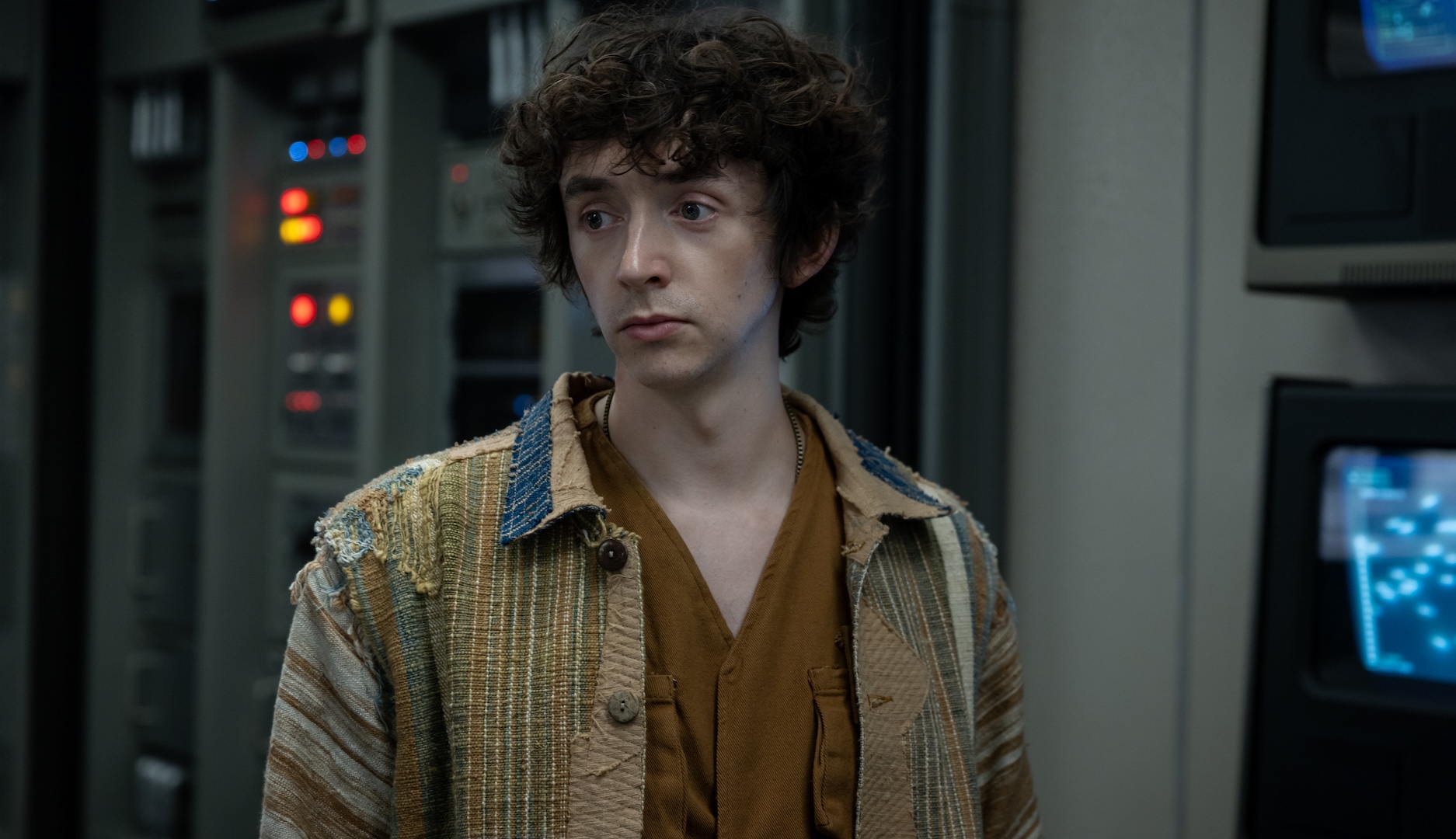 FX's Alien: Earth -- "Observation" -- Season 1, Episode 4 (Airs Tues, August 26) -- Pictured: Samuel Blenkin as Boy Kavalier. CR: Patrick Brown/FX