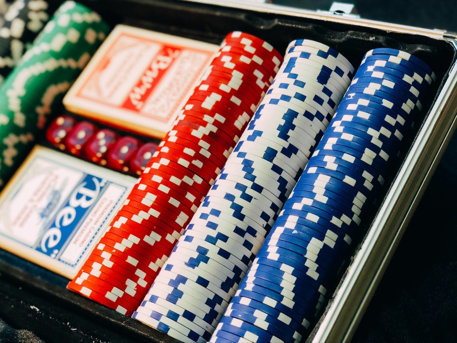 Pourquoi les joueurs préfèrent les jeux de casino aux jeux vidéo