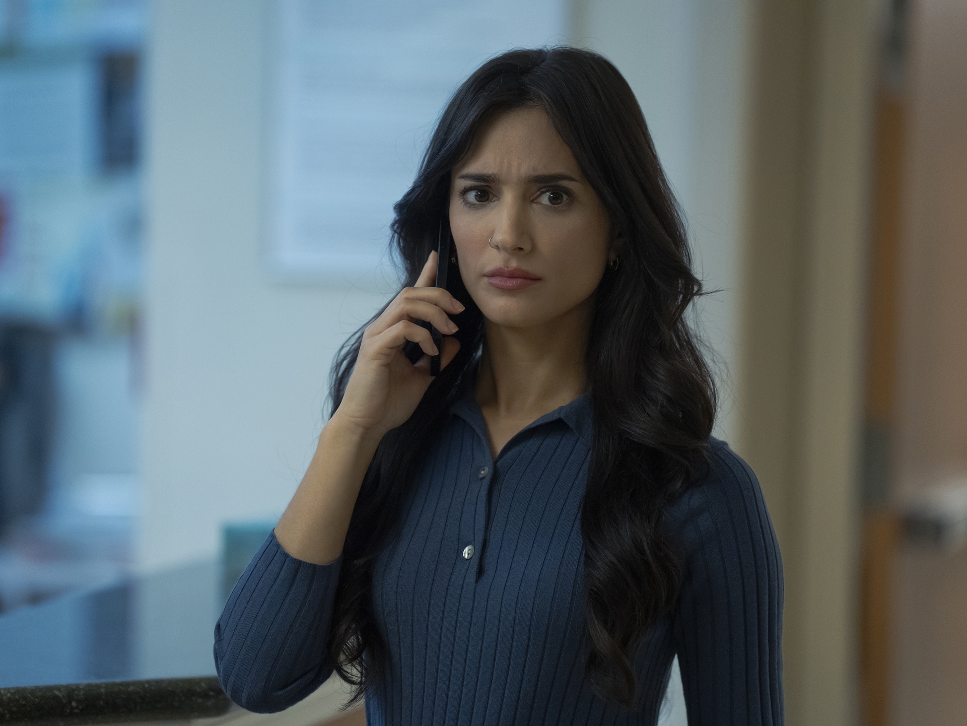 La révélation de Sasha Bordeaux du pacificateur pourrait indiquer un Batman plus sombre dans le nouveau DCU