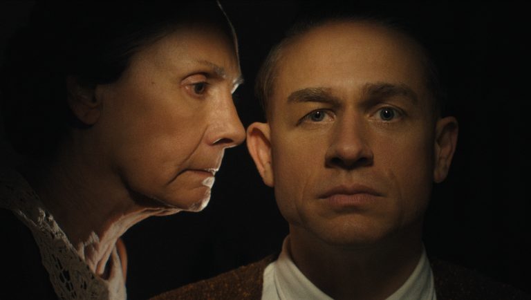 Monster: L&rsquo;histoire d&rsquo;Ed Gein se termine en nous rappelant un bien meilleur spectacle