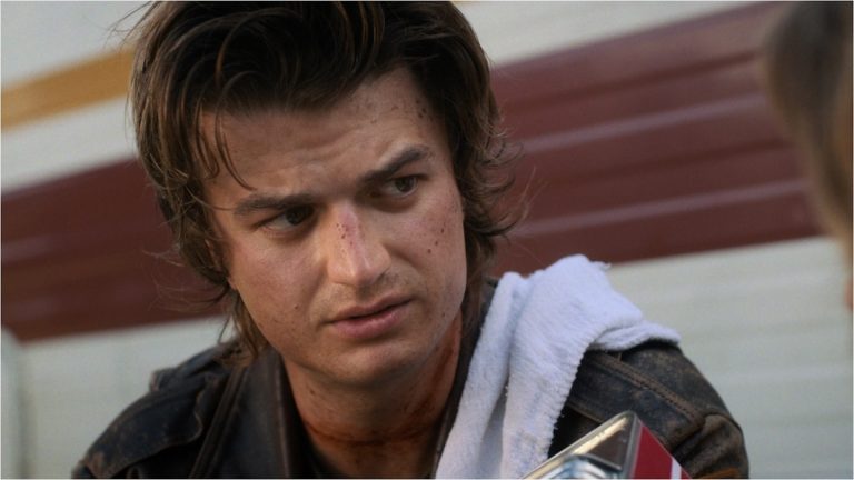 Steve Harrington devrait être la dernière fille de Stranger Things