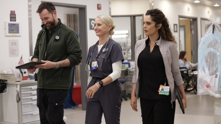 Revue de l&rsquo;épisode 2 de la saison 2 de Pitt : encore et encore et encore