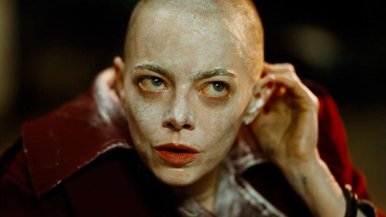Bugonia cimente Emma Stone comme l&rsquo;une des plus grandes actrices de sa génération