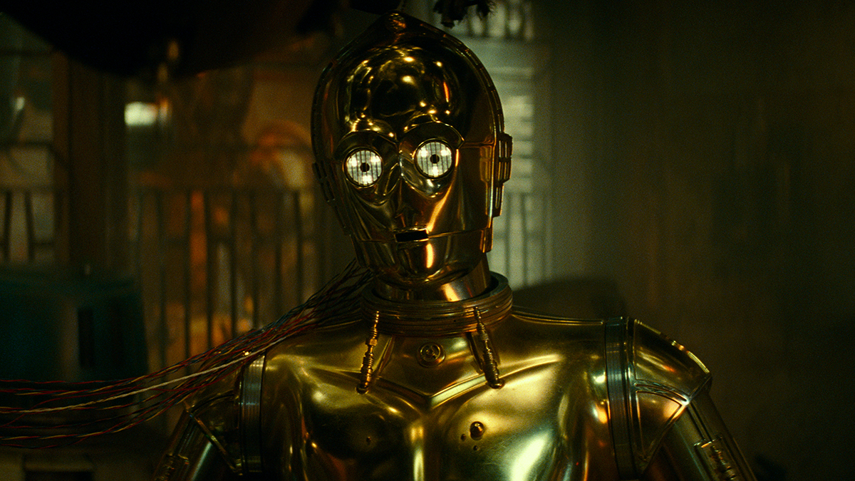 Star Wars : Anthony Daniels se souvient de sa première rencontre cauchemardesque avec le costume de C-3PO