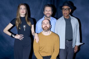 Charlie Day de Kill Me et Allison Williams parlent d&rsquo;être un roi de la comédie et une reine du cri