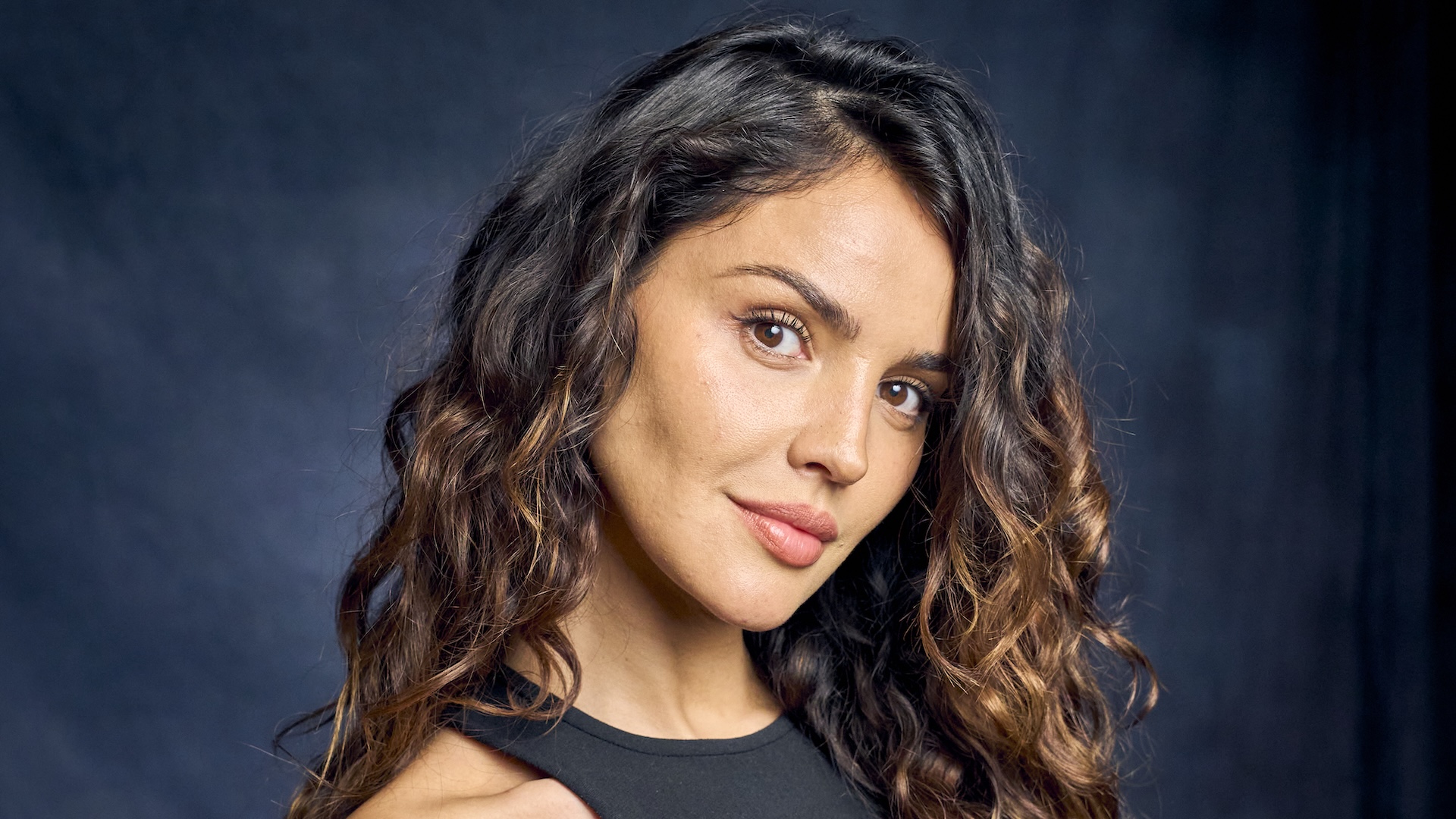 Eiza González règle le débat de longue date des fans de Gilmore Girls à propos de Jess