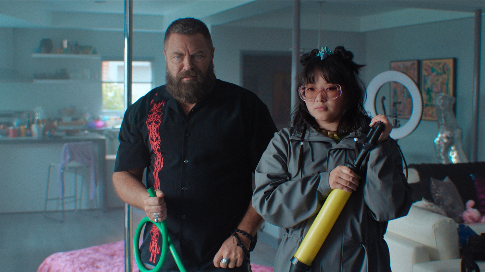 Jinx et Susie sont le pilier de la famille moderne de Margo's Got Money Troubles