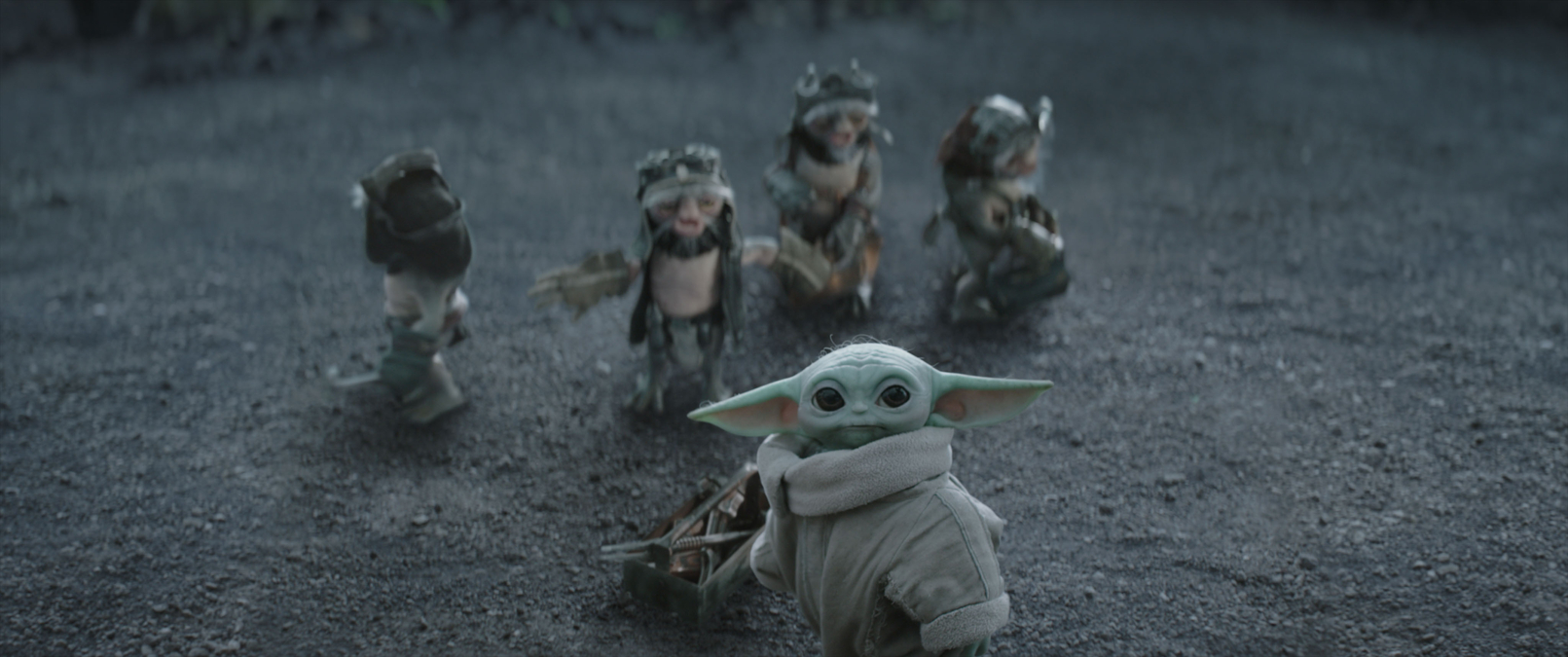 Le Mandalorien & Grogu Trailer taquine Baby Yoda contre Babu Frik dans la bataille la plus mignonne de tous les temps