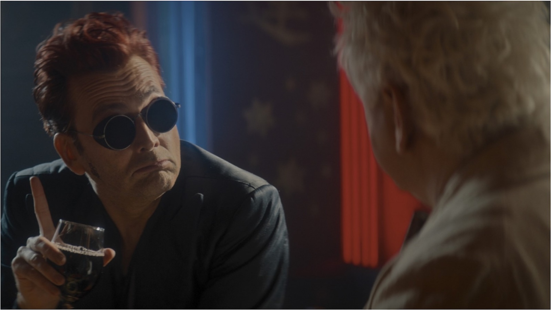 La fin de Good Omens expliquée : le statut relationnel d'Aziraphale et Crowley, la Seconde Venue, et plus encore