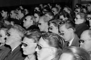 9 photos de ce à quoi ressemblait le fait de regarder des films dans les années 70 et 70 années 80