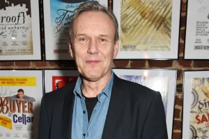Anthony Head était une figure paternelle pour toute une génération de fans de genre